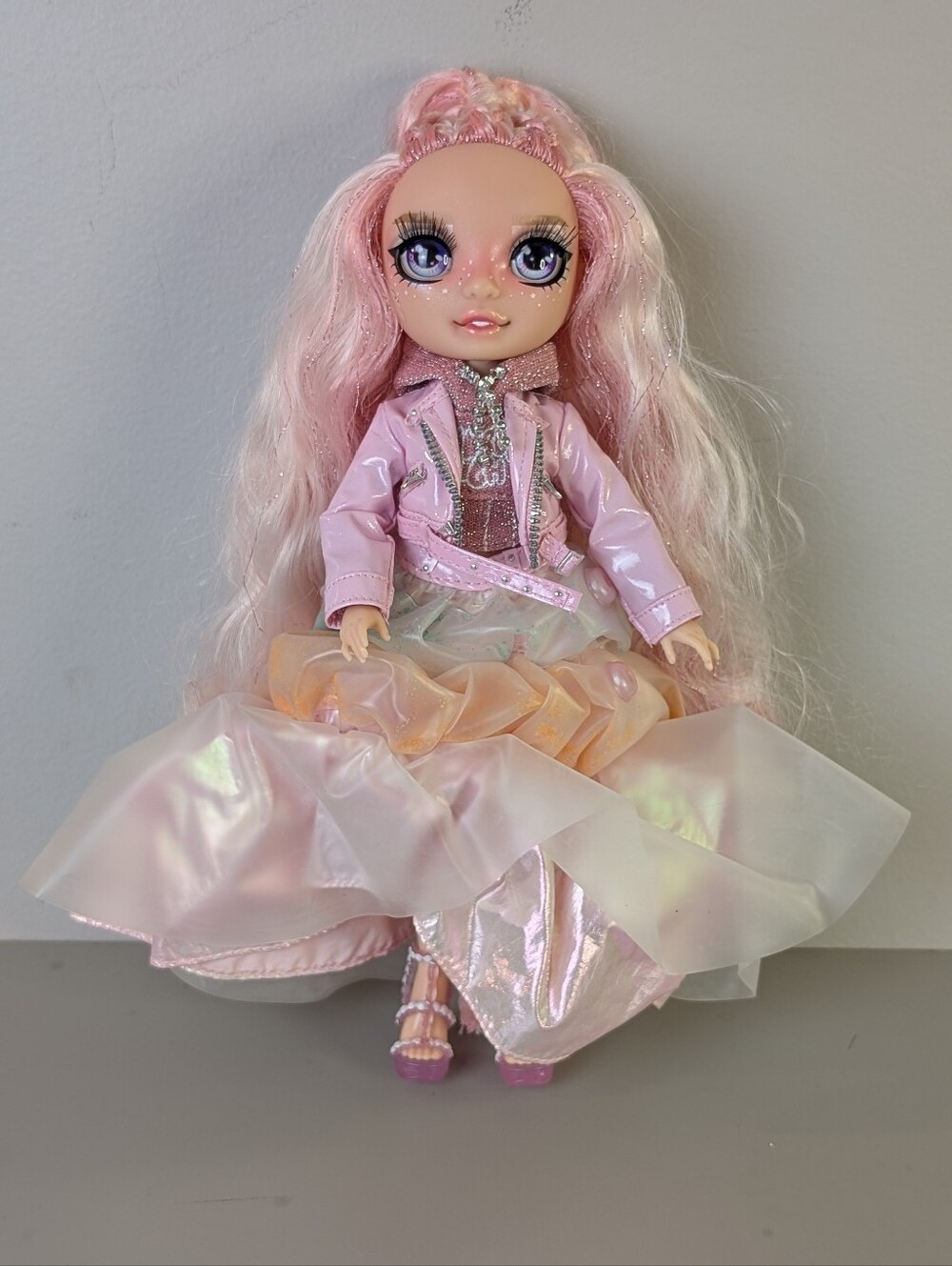 Rainbow High Winter Wonderland Bella Parker Doll, RH MGA